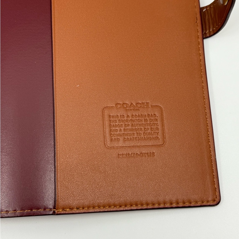 Coach X Peanuts Notebook In Signature Canvas Leather NWOT - Picture 7 of 13